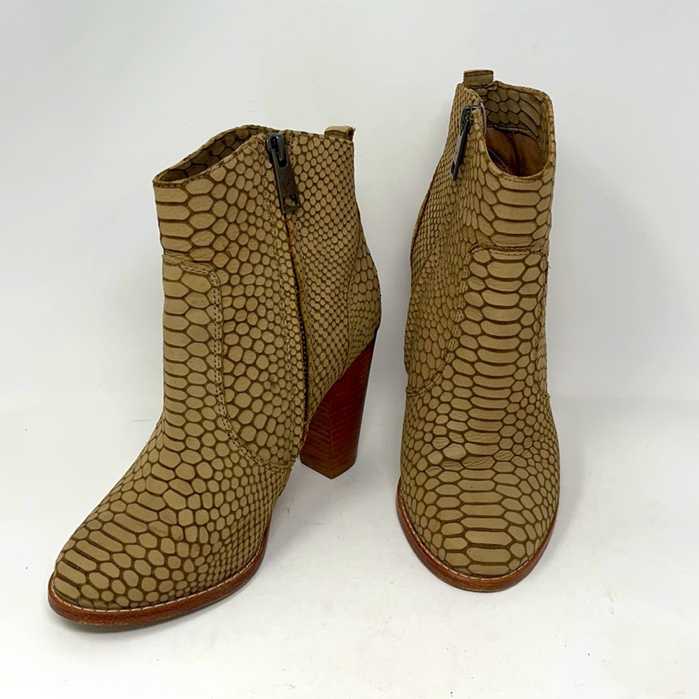Joie Dalton Leather Snakeskin Bootie 3.5” Heel 36